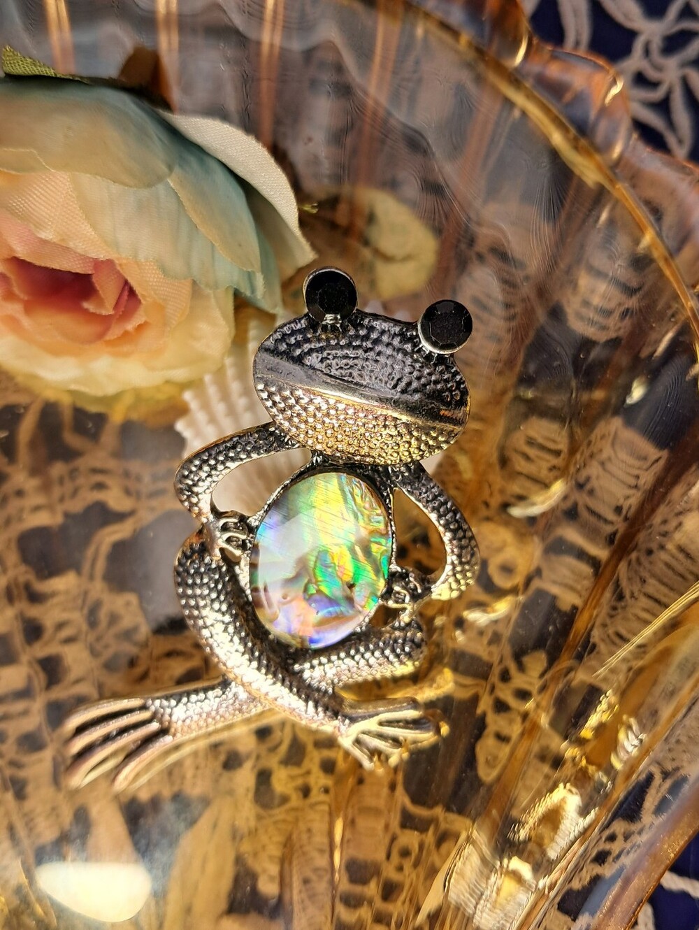 Vintage Silvertone Frog Brooch w/ Abalone Belly & Black Rhinestones